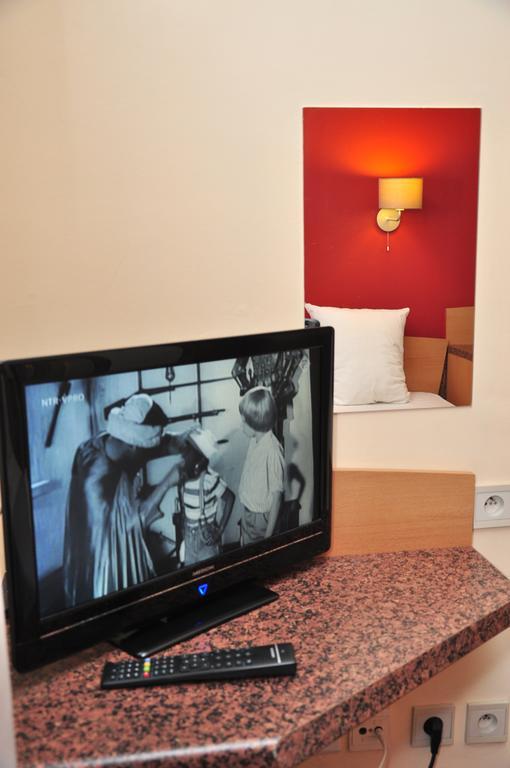 Hotel Afrit 28 Heusden-Zolder Room photo